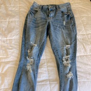 Jeans with rips, medium